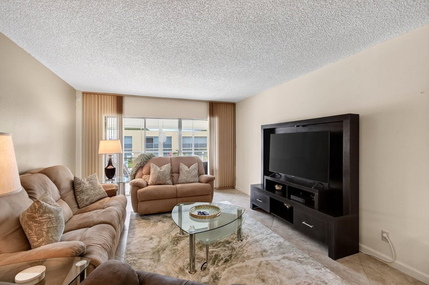 Beautiful condo in the highly south after Poinciana Gardens 55+ - photo 13