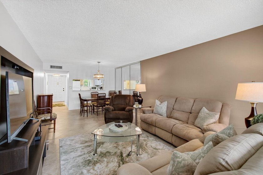 Beautiful condo in the highly south after Poinciana Gardens 55+ - photo 14
