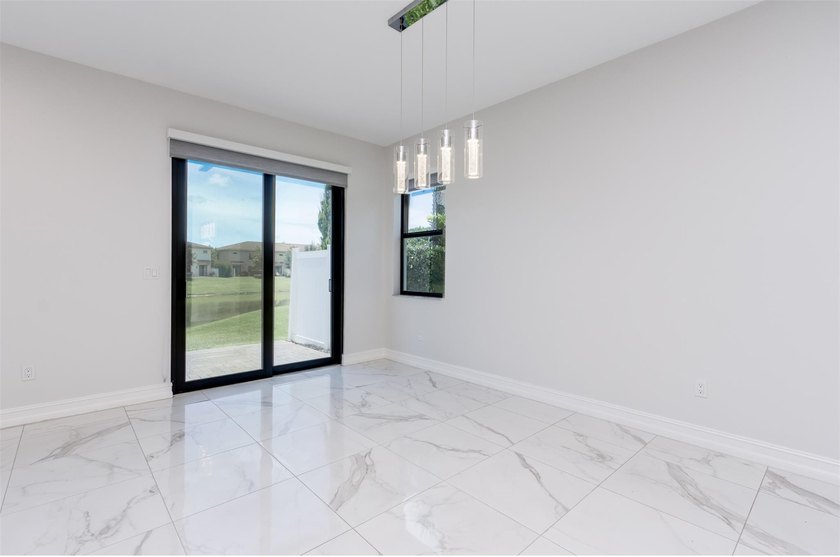 You will LOVE this stunning Lake Front Corner Townhouse. 3 - photo 24