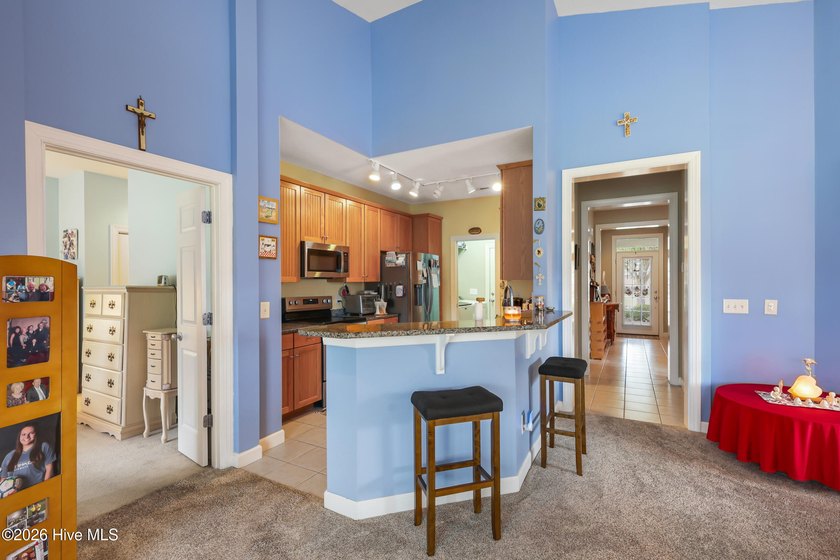 Enjoy effortless living in this beautifully maintained one-level - photo 9