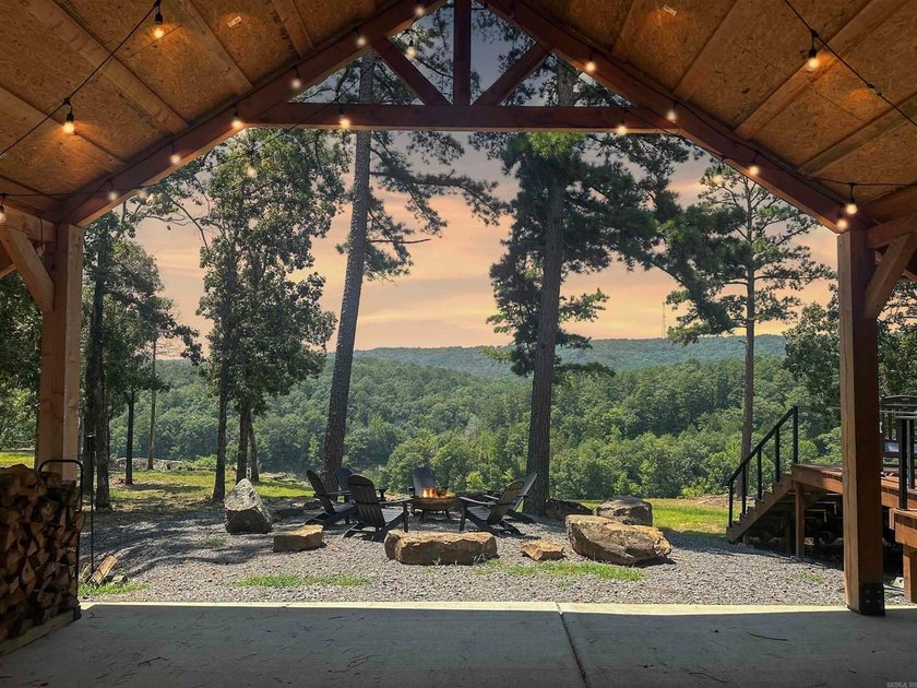 Lake views, relaxation &amp; Investment Potential! 3BR/2BA Retreat - photo 35
