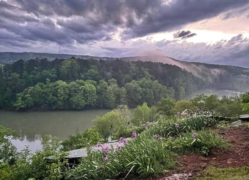 Lake views, relaxation &amp; Investment Potential! 3BR/2BA Retreat - photo 43