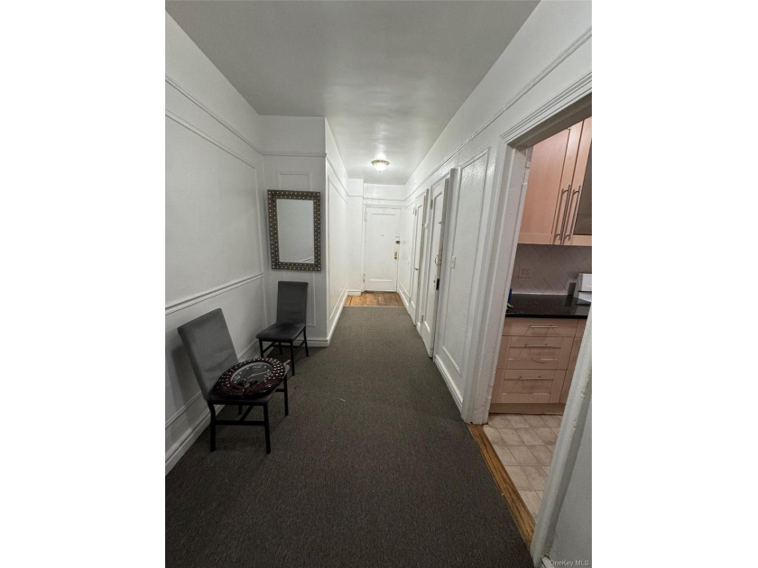 Beautifully maintained and move-in ready 1- bedroom co-op - photo 15