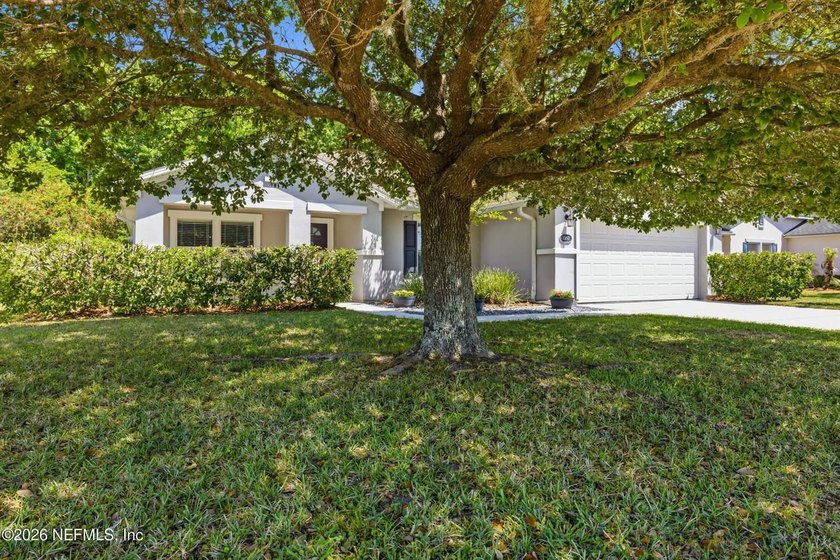 PRICE REDUCED!! Move right into this beautifully maintained - photo 3