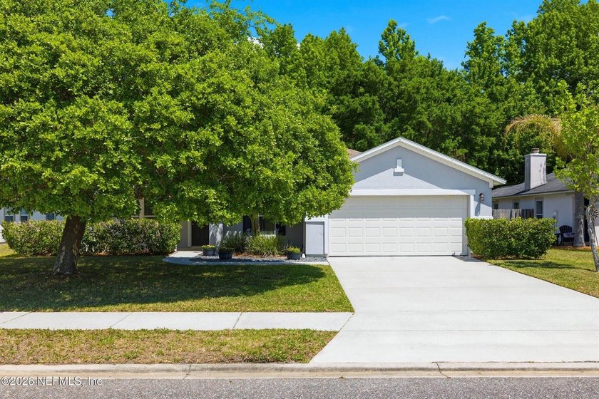 PRICE REDUCED!! Move right into this beautifully maintained - photo 5