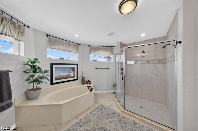 The view is the star of the show! Wake up to one of the best - photo 22