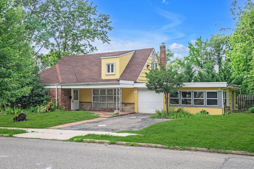 Welcome to this Great Potential Expanded Ranch in the Heart of - photo 22