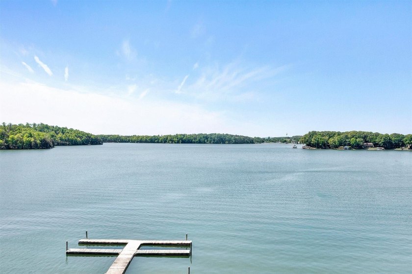 Located Smith Mountain Lake, Va, the Virginia Dare Marina is - photo 7