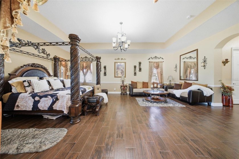 Welcome to a rare opportunity to own a beautifully appointed - photo 42