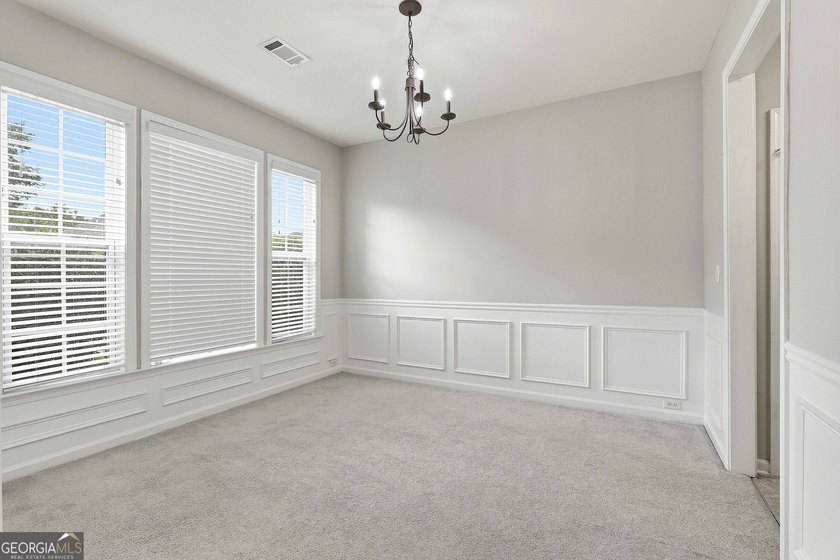 This 3 bedroom 2 bathroom ranch home is move in ready and priced - photo 8