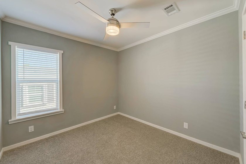 PRICE REDUCED Brand New 2025 Palm Harbor! 1386 sq Ft of beauty - photo 13