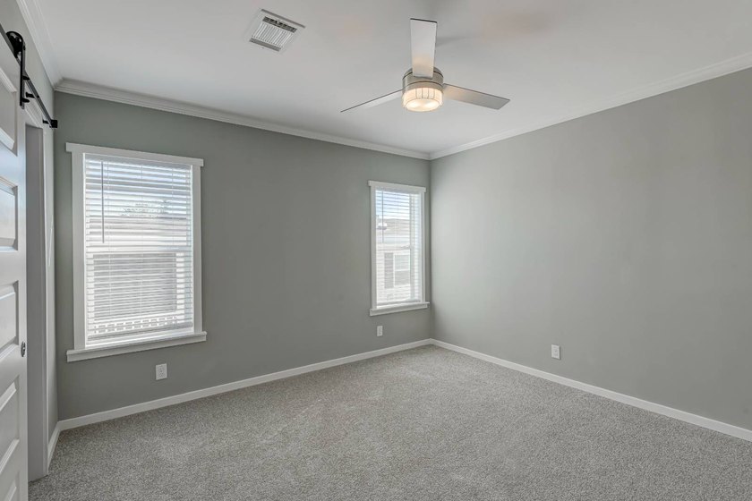 PRICE REDUCED Brand New 2025 Palm Harbor! 1386 sq Ft of beauty - photo 15