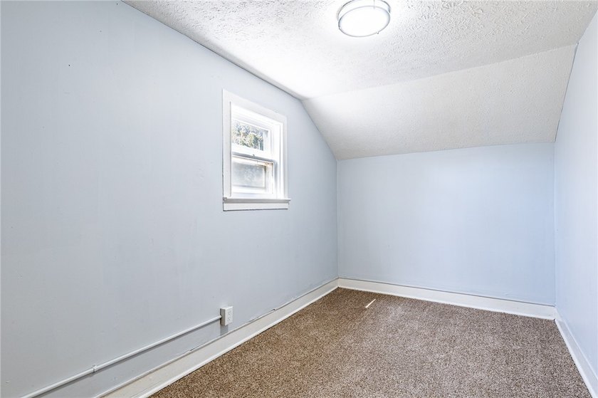 Another Rockin' Rochester Property! Welcome to a great - photo 22