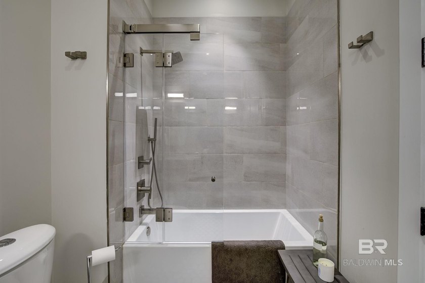 Welcome to Unit C5A at SanRoc Cay, a completely custom 3 bedroom - photo 26