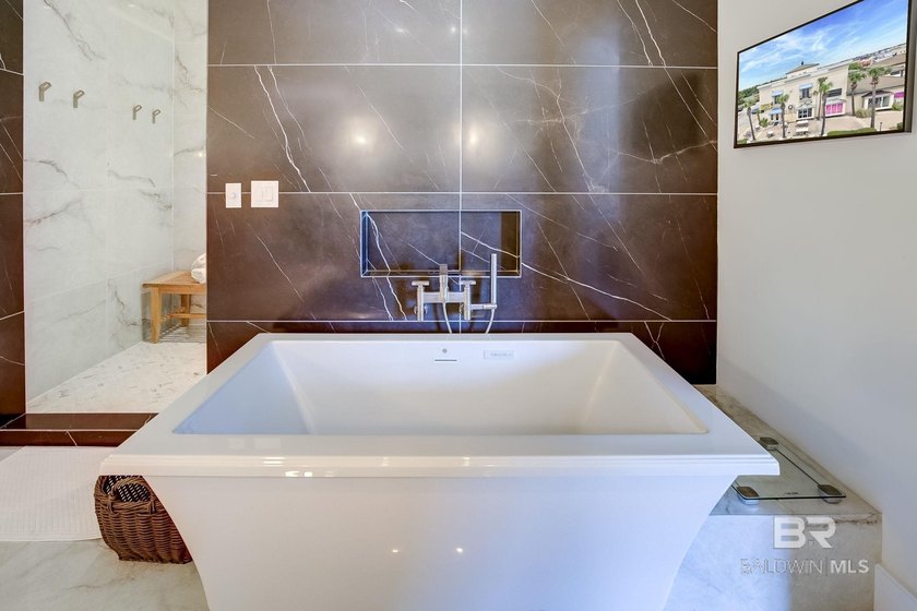 Welcome to Unit C5A at SanRoc Cay, a completely custom 3 bedroom - photo 37