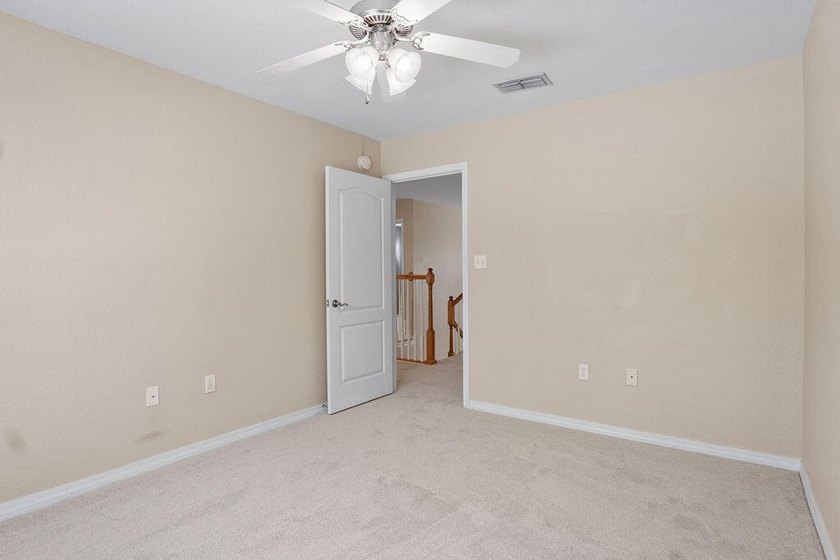 Very well maintained home with a new roof on 10-1-21, new - photo 19