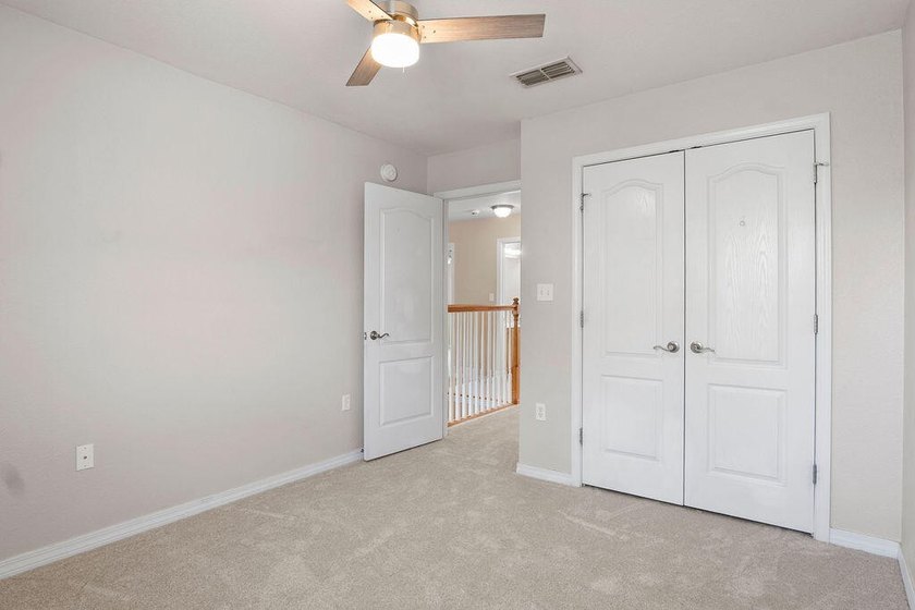 Very well maintained home with a new roof on 10-1-21, new - photo 23