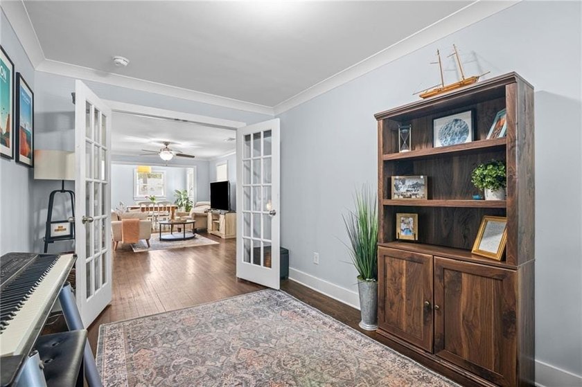 New Price Improvement!!! This East Lake Terrace property - photo 17