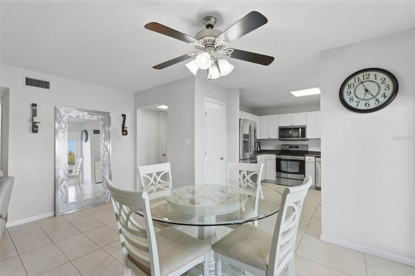 INVESTMENT OPPROTUNITY!!(This unit comes with a renter already - photo 5