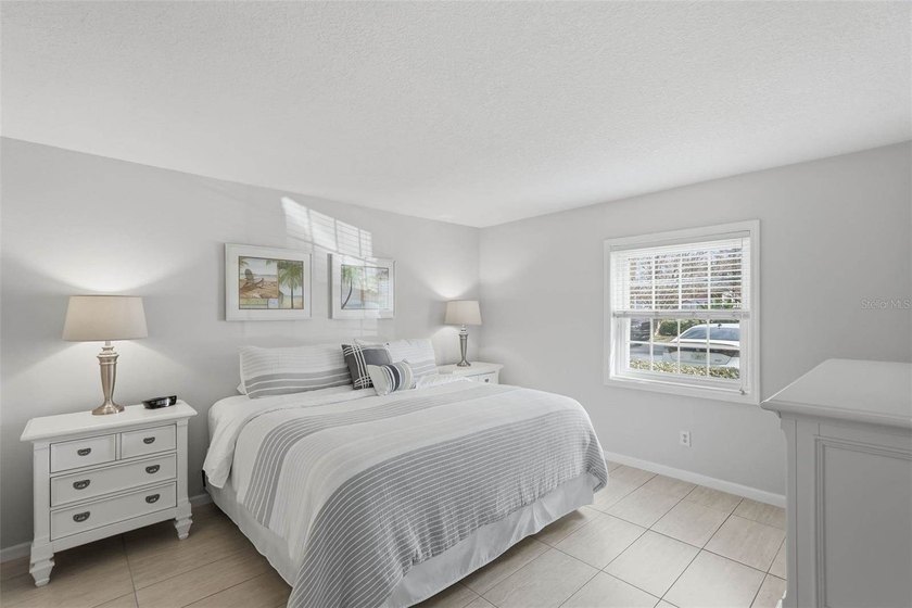 INVESTMENT OPPROTUNITY!!(This unit comes with a renter already - photo 10