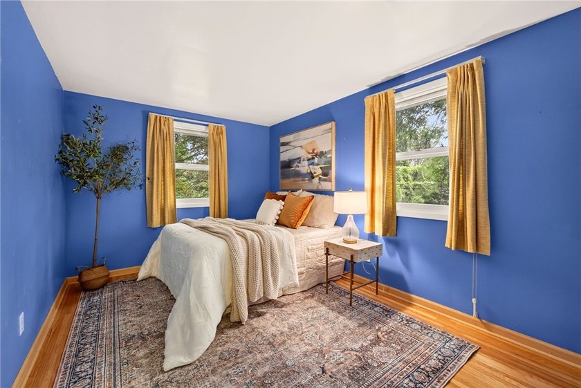 Welcome to 128 Cobblestone Drive! Nestled on a quiet cul-de-sac - photo 14