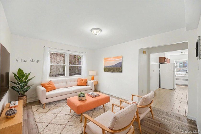 Prime investment opportunity near Flushing! Just a 6-minute walk - photo 2