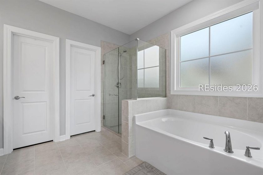 Great Home in Lawton Station with 3 bedroom, 2.5 baths , large - photo 28