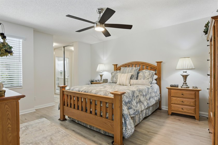 Beautifully updated and impeccably maintained 2-bedroom, 2-bath - photo 21