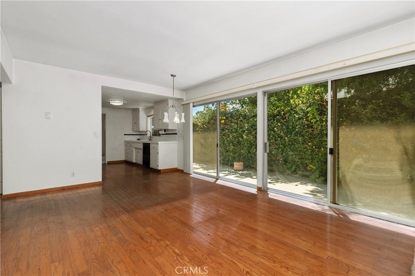 Potential! Potential! First time on the market in 50 years. This - photo 18