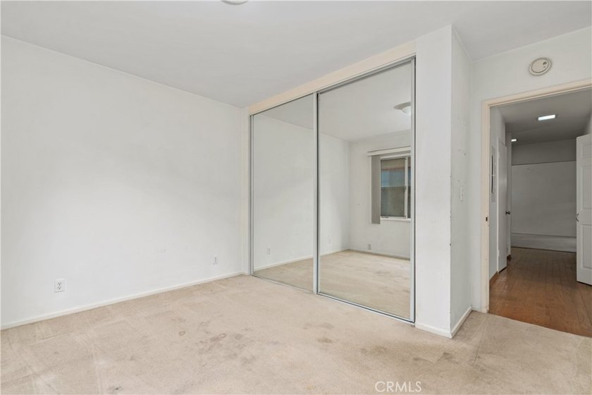 Potential! Potential! First time on the market in 50 years. This - photo 29