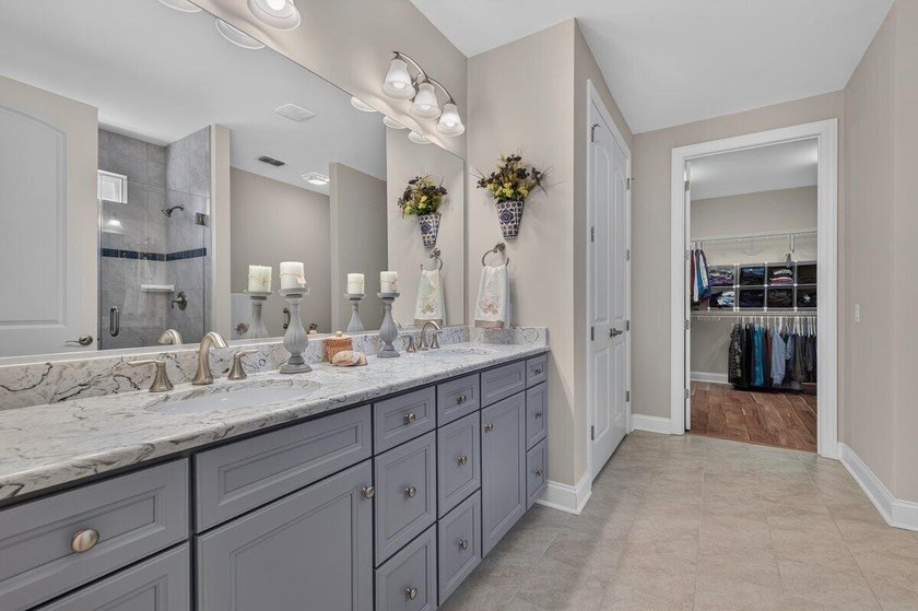 Rarely does a home of this caliber become available in Four - photo 31
