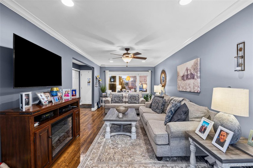 Welcome To This Turn Key 3 Bed 1.5 Bath Townhome With A Full - photo 7