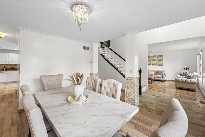 Luxury Living with Spectacular Golf Course Views! Welcome to - photo 27