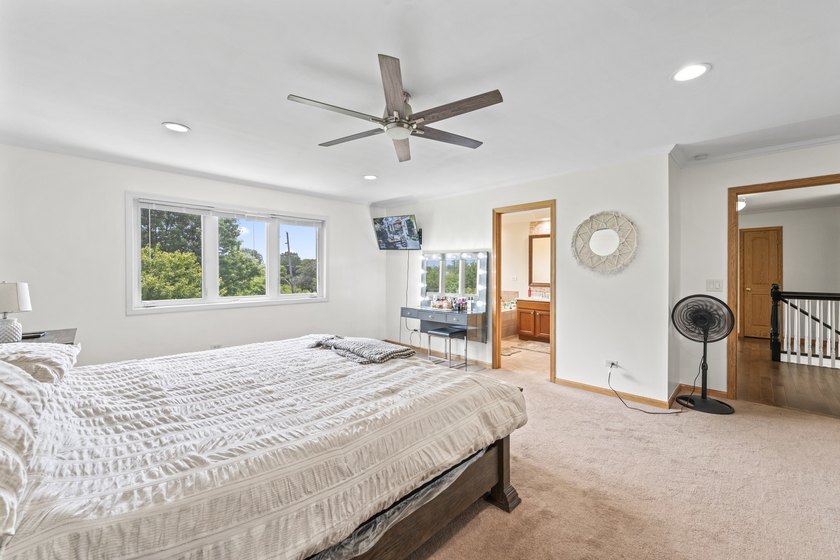 Luxury Living with Spectacular Golf Course Views! Welcome to - photo 36