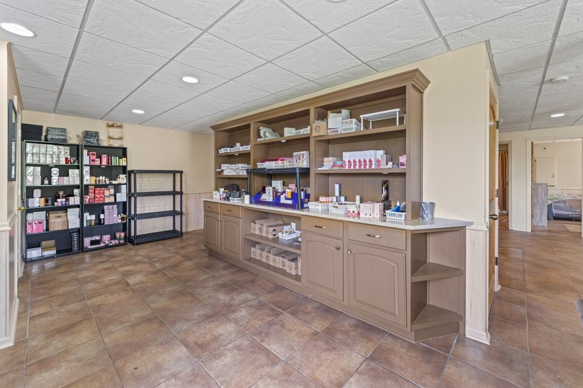 Luxury Living with Spectacular Golf Course Views! Welcome to - photo 48