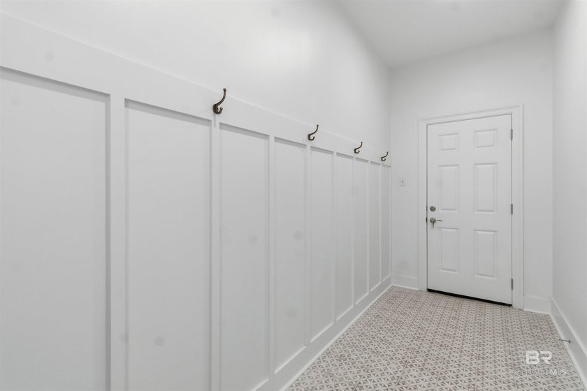 Newly renovated in the gated community of Point Clear Woods! - photo 34