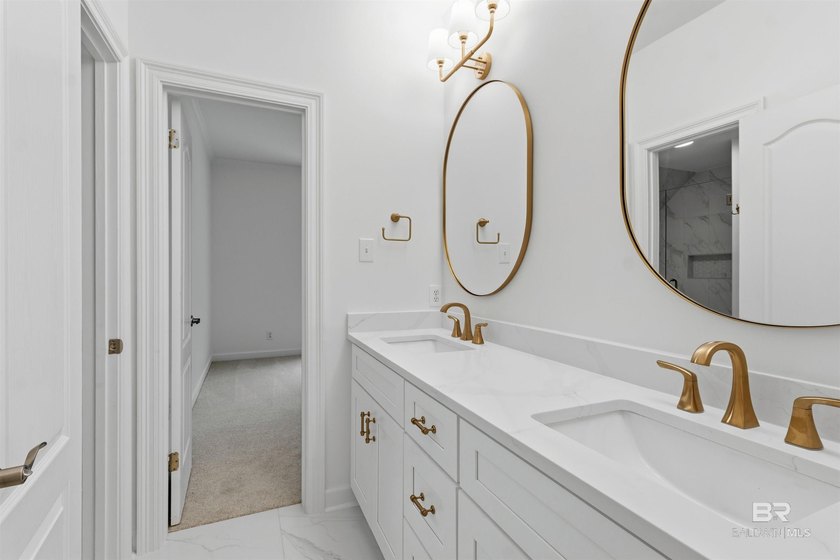 Newly renovated in the gated community of Point Clear Woods! - photo 41