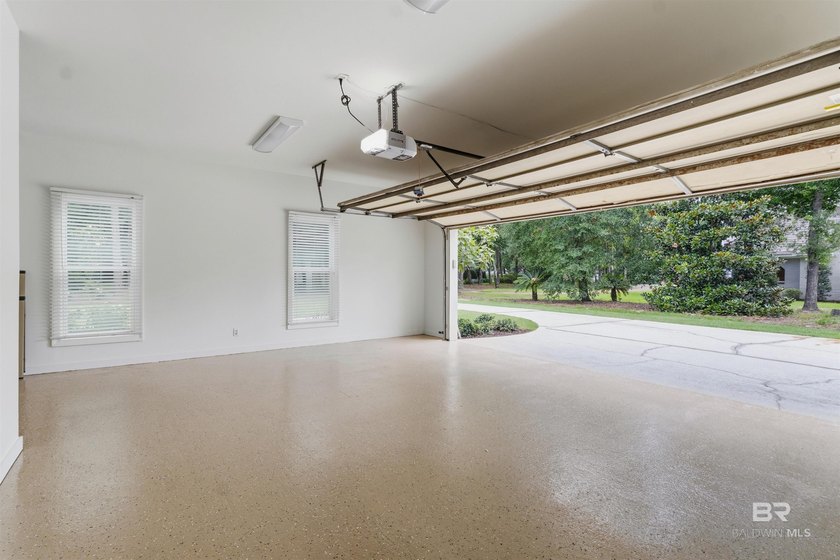 Newly renovated in the gated community of Point Clear Woods! - photo 43