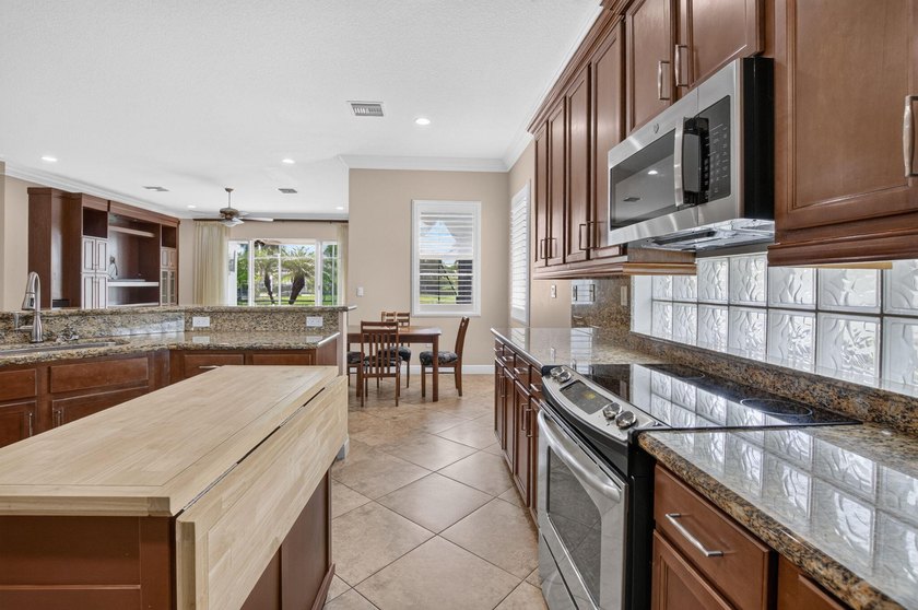 Rarely available Delray model ready for its new owners. The 3 - photo 14