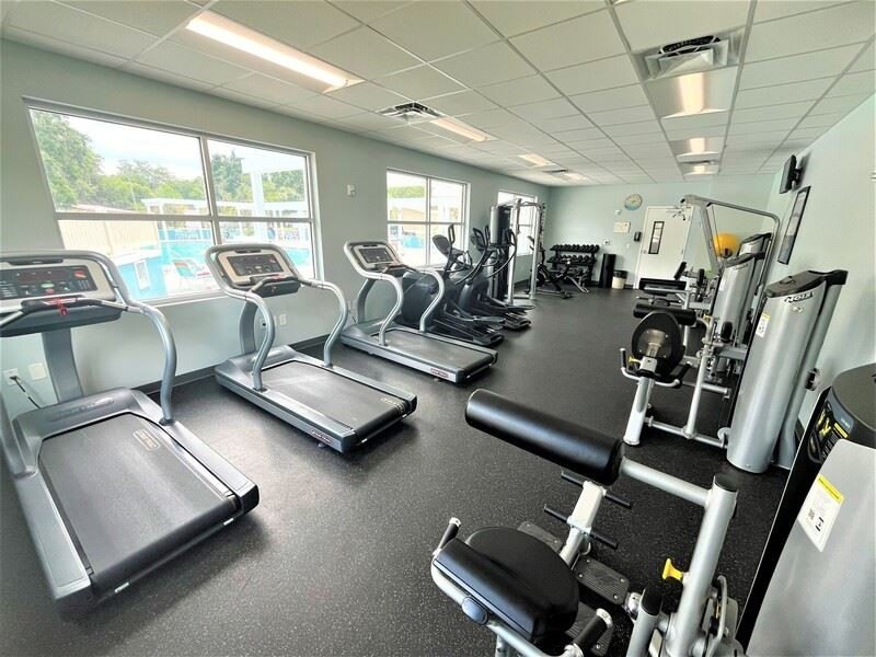 Welcome to Clover Leaf Farms a 55+ age-qualified active and - photo 20