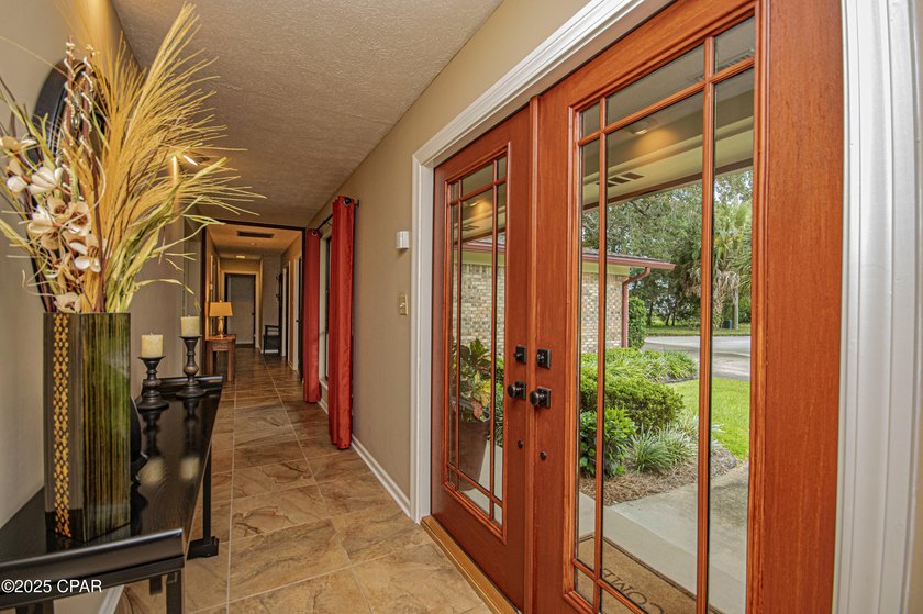 Welcome to 808 Plantation Drive, a stunning blend of plantation - photo 24