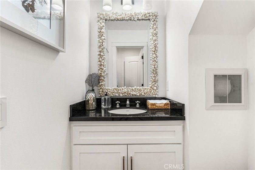 Elegant, contemporary Cape Cod living awaits just two blocks - photo 29