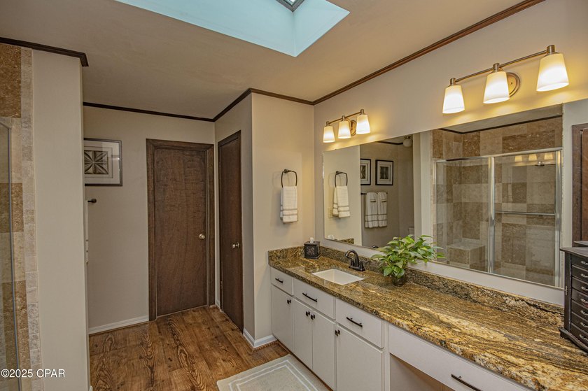 Welcome to 808 Plantation Drive, a stunning blend of plantation - photo 31