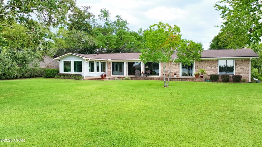 Welcome to 808 Plantation Drive, a stunning blend of plantation - photo 44