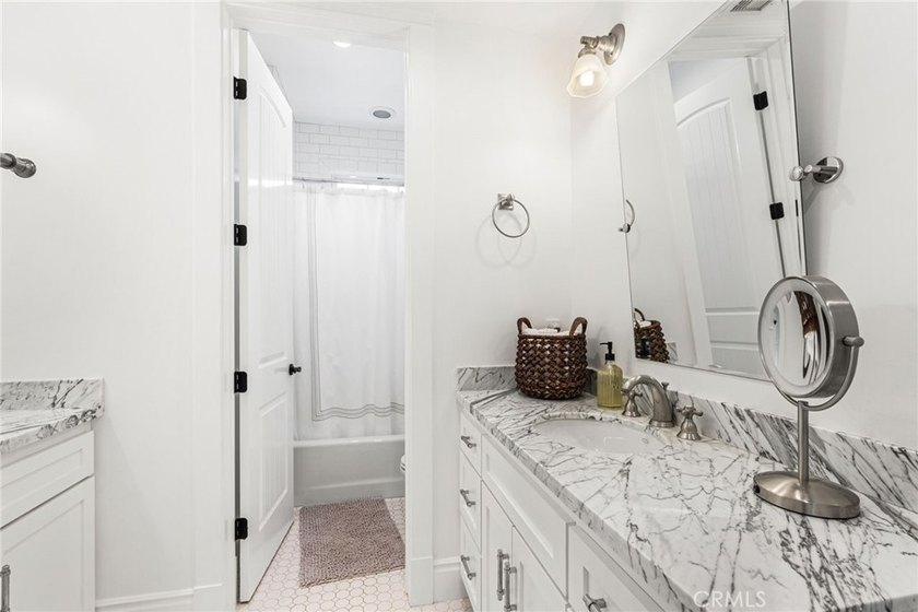 Elegant, contemporary Cape Cod living awaits just two blocks - photo 46