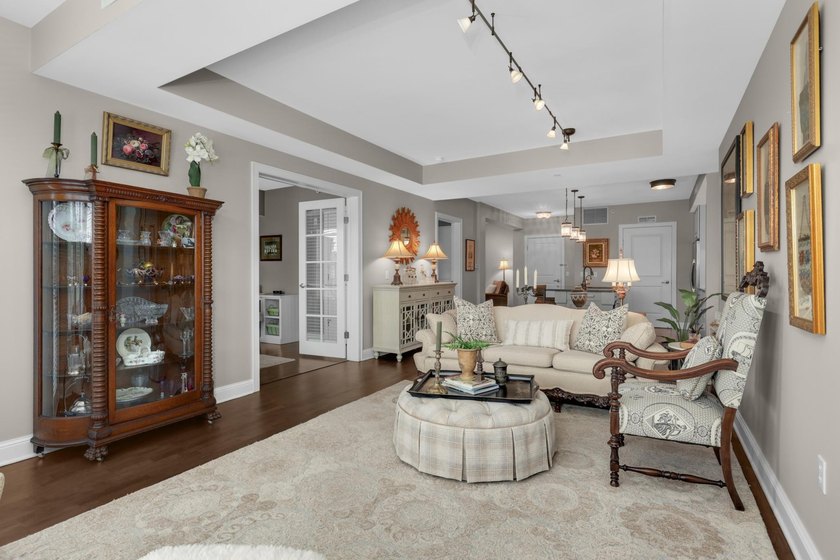 Welcome to Unit 307 in the Oxford Hill Condominiums, ideally - photo 10