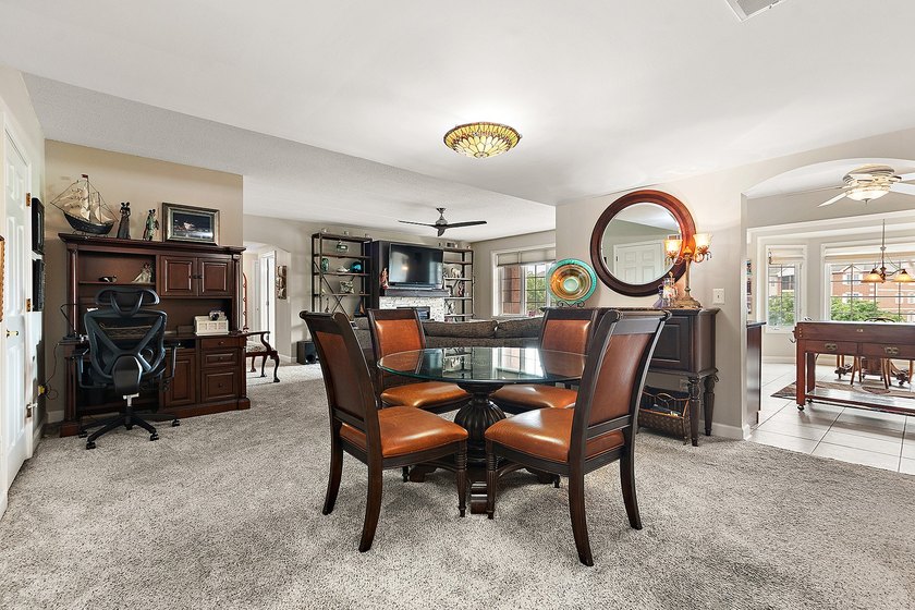 Welcome home to Brookside Place. This beautiful third-floor - photo 3