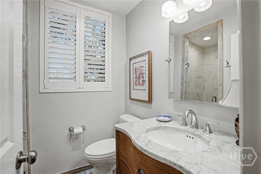 This beautifully updated end-unit condo offers the perfect - photo 13