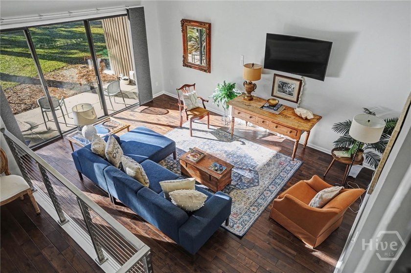 This beautifully updated end-unit condo offers the perfect - photo 16