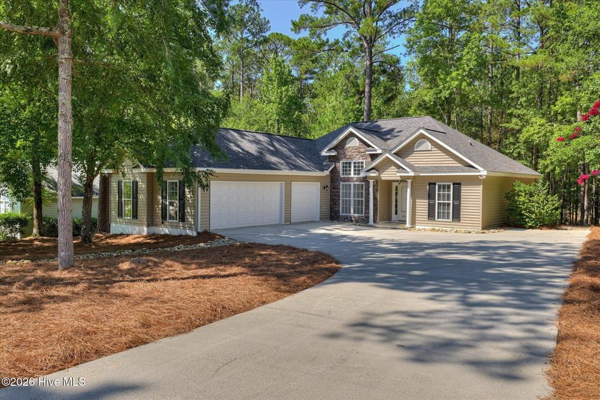 ONE OF THE BEST TURNKEY VALUES IN SAVANNAH LAKES VILLAGE Welcome - photo 4